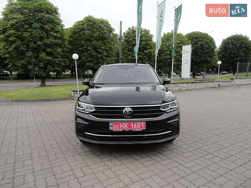Позашляховик / Кросовер Volkswagen Tiguan 2022 в Луцьку