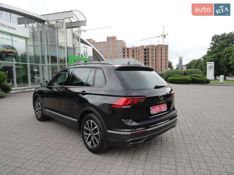 Позашляховик / Кросовер Volkswagen Tiguan 2022 в Луцьку