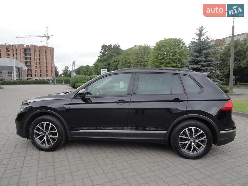 Позашляховик / Кросовер Volkswagen Tiguan 2022 в Луцьку