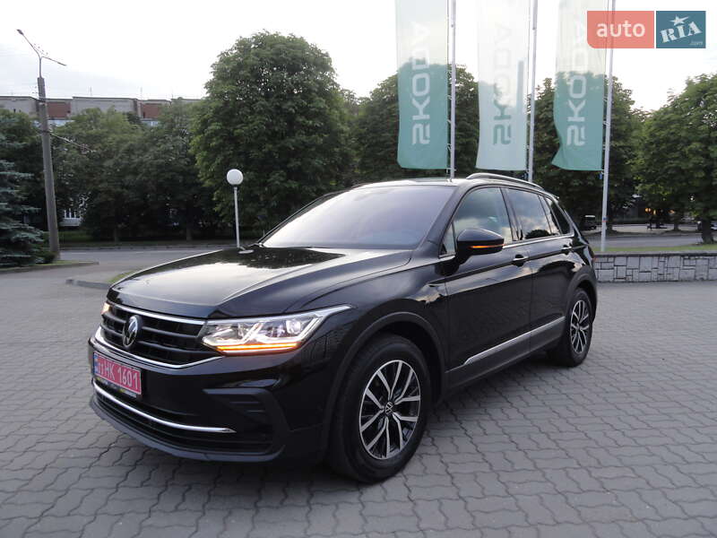 Позашляховик / Кросовер Volkswagen Tiguan 2022 в Луцьку