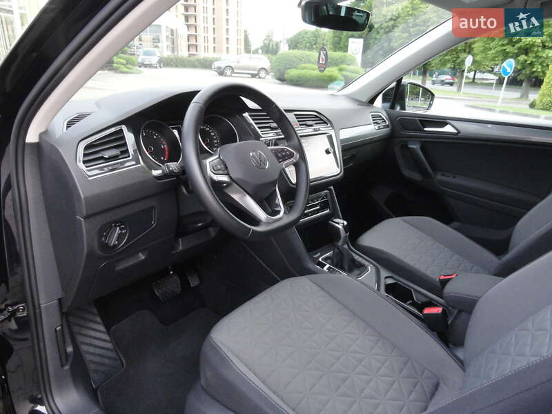 Позашляховик / Кросовер Volkswagen Tiguan 2022 в Луцьку