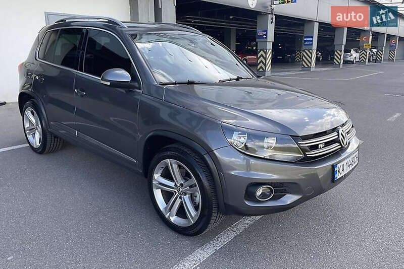 Внедорожник / Кроссовер Volkswagen Tiguan 2015 в Львове