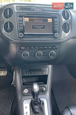 Внедорожник / Кроссовер Volkswagen Tiguan 2014 в 