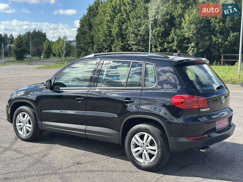 Позашляховик / Кросовер Volkswagen Tiguan 2016 в Львові