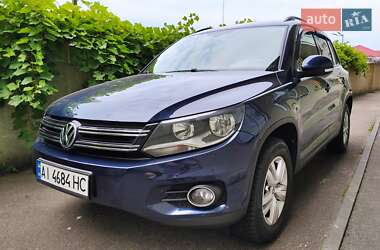 Внедорожник / Кроссовер Volkswagen Tiguan 2016 в Львове