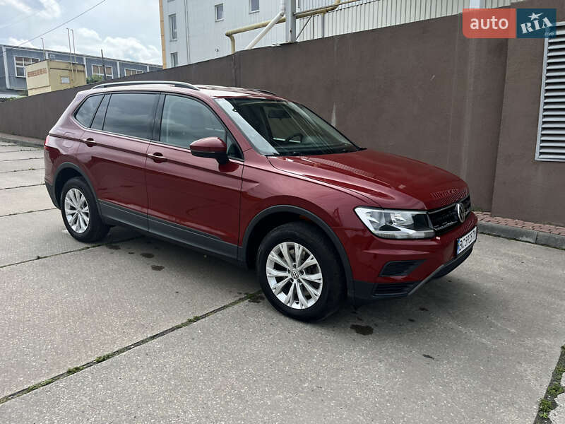 Внедорожник / Кроссовер Volkswagen Tiguan 2019 в Львове
