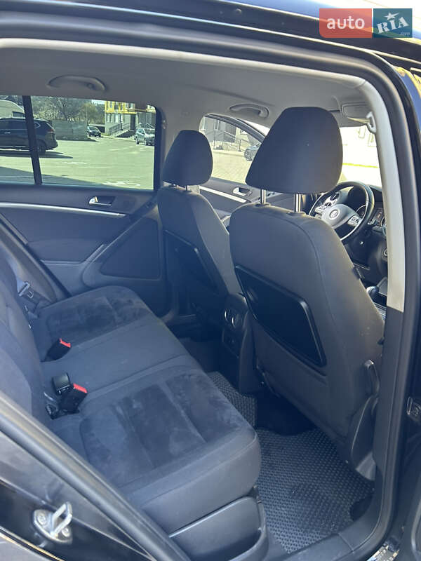 Внедорожник / Кроссовер Volkswagen Tiguan 2012 в Черновцах фото 9 Внедорожник / Кроссовер Volkswagen Tiguan 2012 в Черновцах