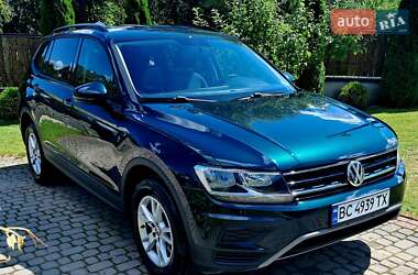 Внедорожник / Кроссовер Volkswagen Tiguan 2018 в Львове