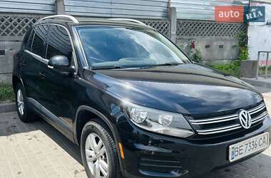 Внедорожник / Кроссовер Volkswagen Tiguan 2011 в Киеве