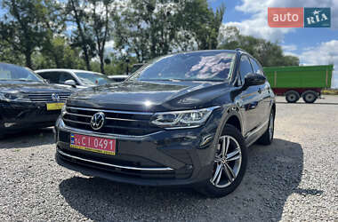 Позашляховик / Кросовер Volkswagen Tiguan 2021 в Умані