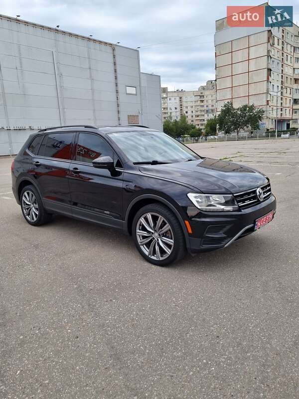 Позашляховик / Кросовер Volkswagen Tiguan 2018 в Харкові