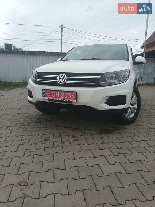Внедорожник / Кроссовер Volkswagen Tiguan 2012 в Шептицькому