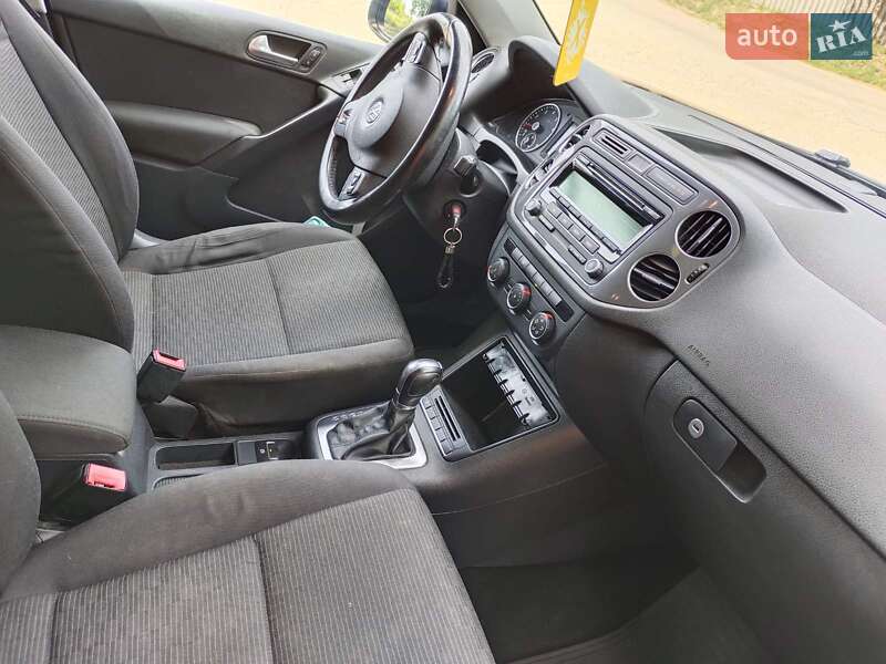 Внедорожник / Кроссовер Volkswagen Tiguan 2013 в Харькове