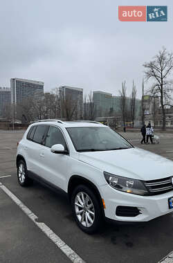 Позашляховик / Кросовер Volkswagen Tiguan 2017 в Києві