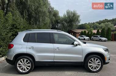 Позашляховик / Кросовер Volkswagen Tiguan 2012 в  фото 2 Позашляховик / Кросовер Volkswagen Tiguan 2012 в