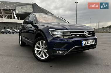 Позашляховик / Кросовер Volkswagen Tiguan 2018 в Львові
