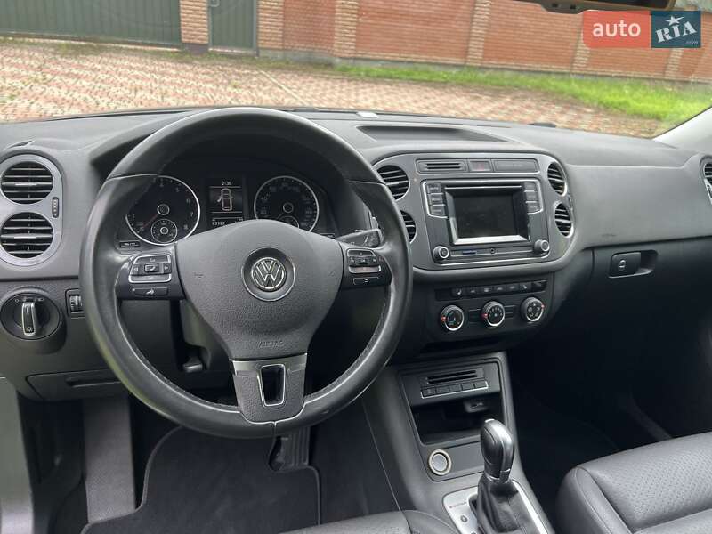 Внедорожник / Кроссовер Volkswagen Tiguan 2016 в Киеве