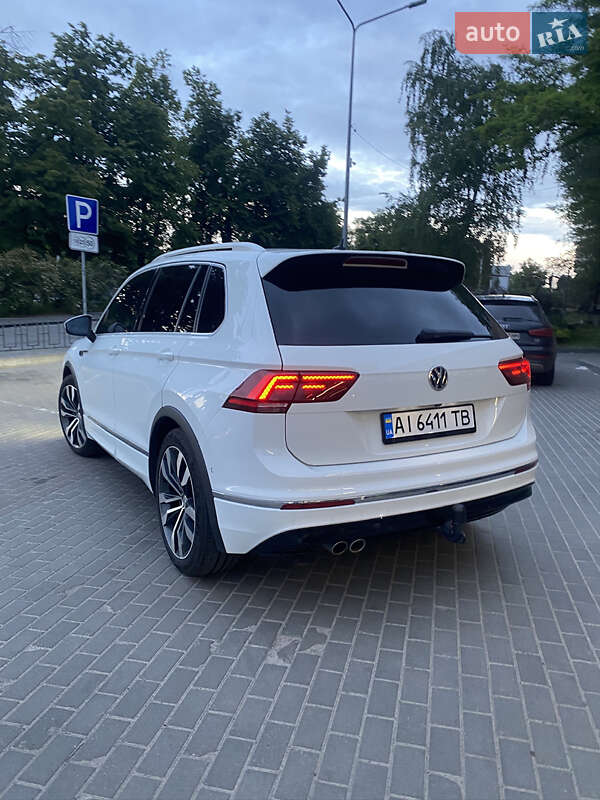 Внедорожник / Кроссовер Volkswagen Tiguan 2017 в Киеве