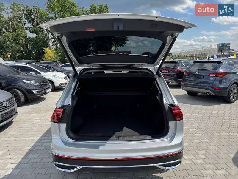 Внедорожник / Кроссовер Volkswagen Tiguan 2022 в Киеве