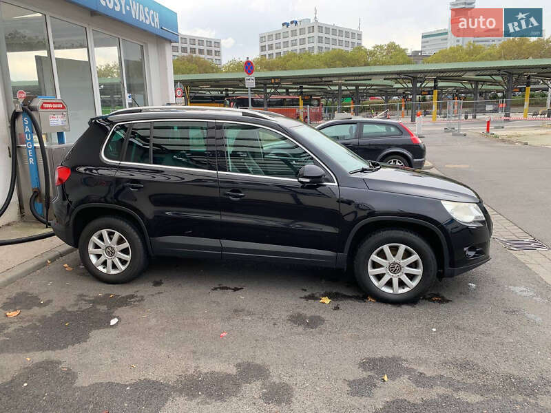 Внедорожник / Кроссовер Volkswagen Tiguan 2008 в Переяславе