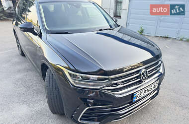 Позашляховик / Кросовер Volkswagen Tiguan 2023 в Кам'янському