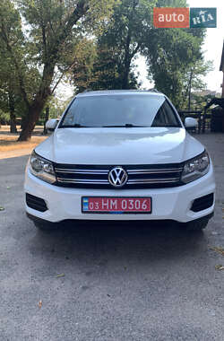 Позашляховик / Кросовер Volkswagen Tiguan 2016 в Нікополі