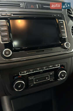Позашляховик / Кросовер Volkswagen Tiguan 2012 в Києві