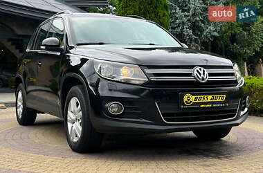 Внедорожник / Кроссовер Volkswagen Tiguan 2015 в Львове