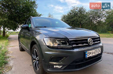 Внедорожник / Кроссовер Volkswagen Tiguan 2019 в Конотопе