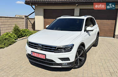 Внедорожник / Кроссовер Volkswagen Tiguan 2020 в Одессе