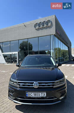 Внедорожник / Кроссовер Volkswagen Tiguan 2021 в Львове