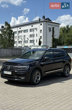 Внедорожник / Кроссовер Volkswagen Tiguan 2019 в Львове
