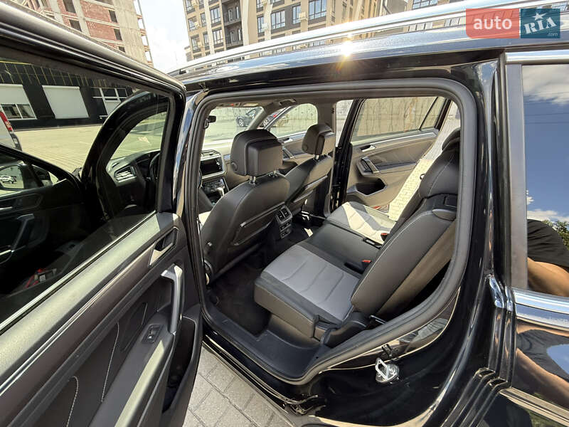 Позашляховик / Кросовер Volkswagen Tiguan 2019 в Львові