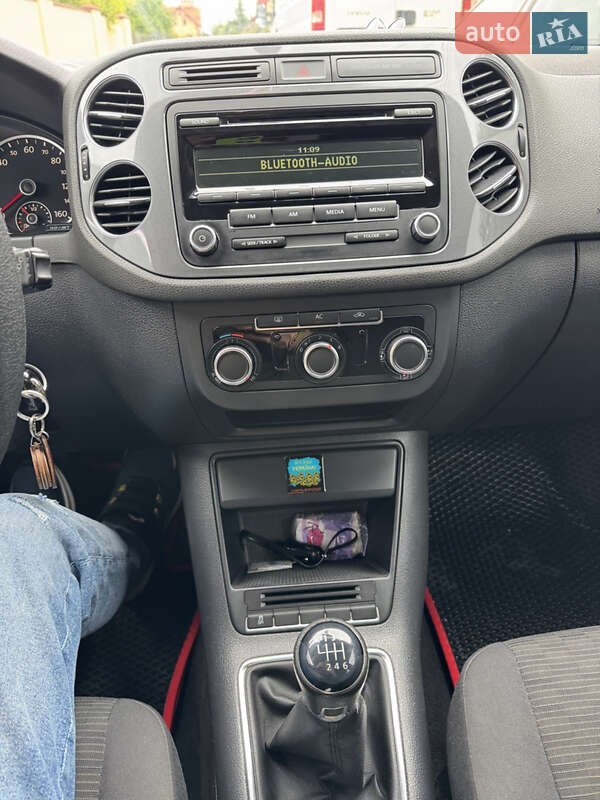 Volkswagen Tiguan 2011