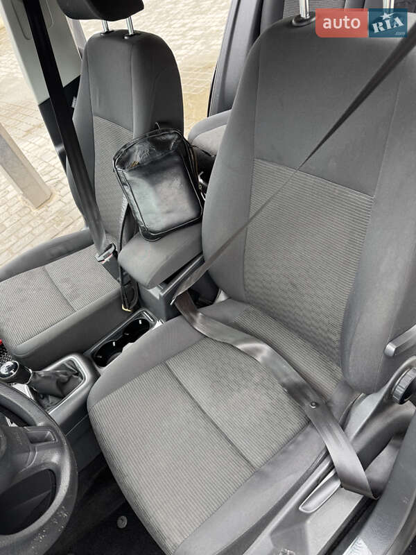 Внедорожник / Кроссовер Volkswagen Tiguan 2011 в Львове фото 15 Внедорожник / Кроссовер Volkswagen Tiguan 2011 в Львове