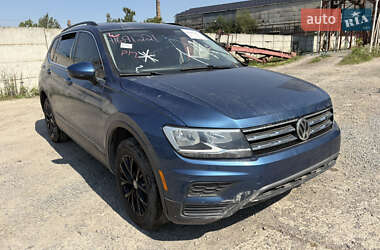 Внедорожник / Кроссовер Volkswagen Tiguan 2020 в Ровно