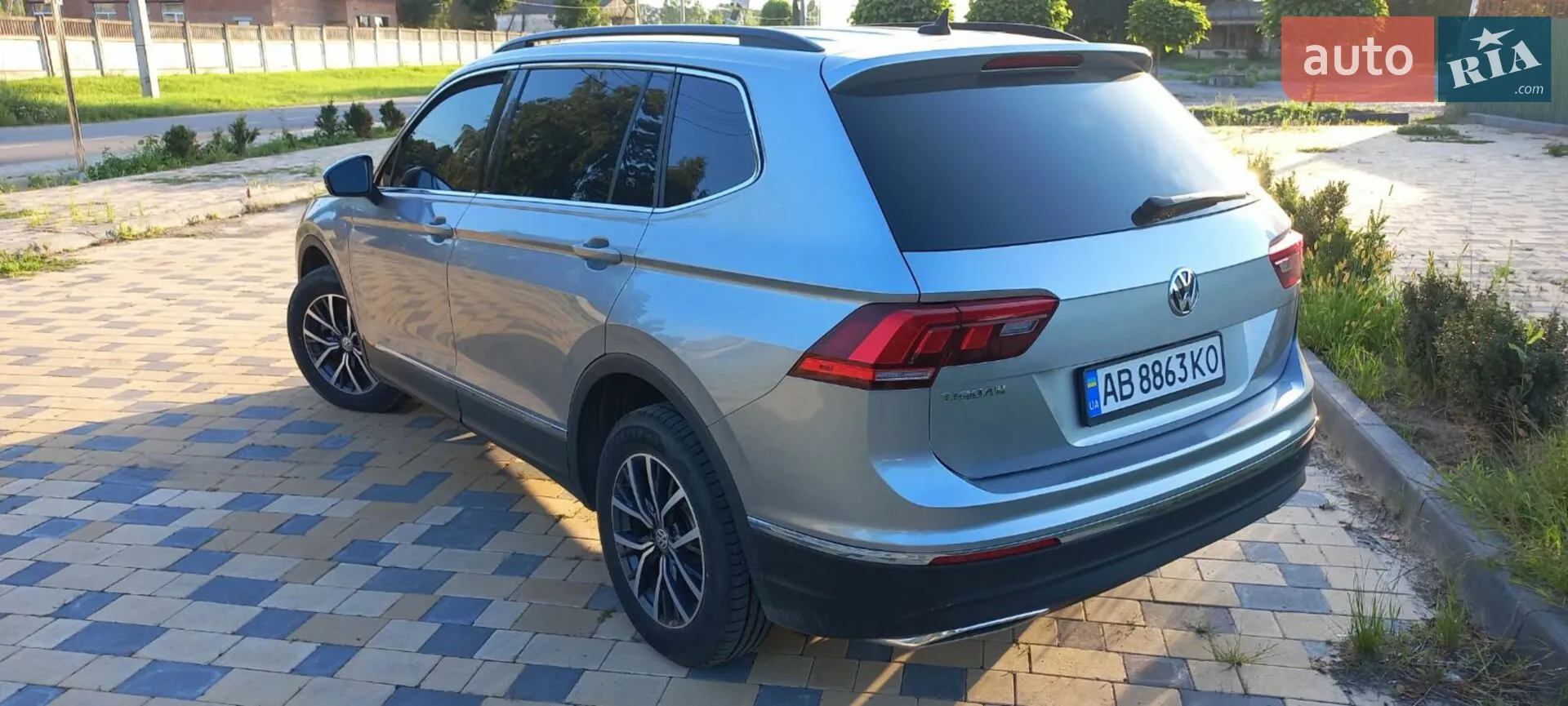 2020 Volkswagen Tiguan - мініатюра 9