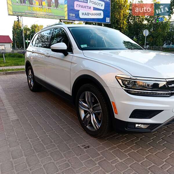 Внедорожник / Кроссовер Volkswagen Tiguan 2018 в Нежине