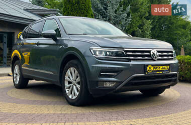 Внедорожник / Кроссовер Volkswagen Tiguan 2018 в Львове