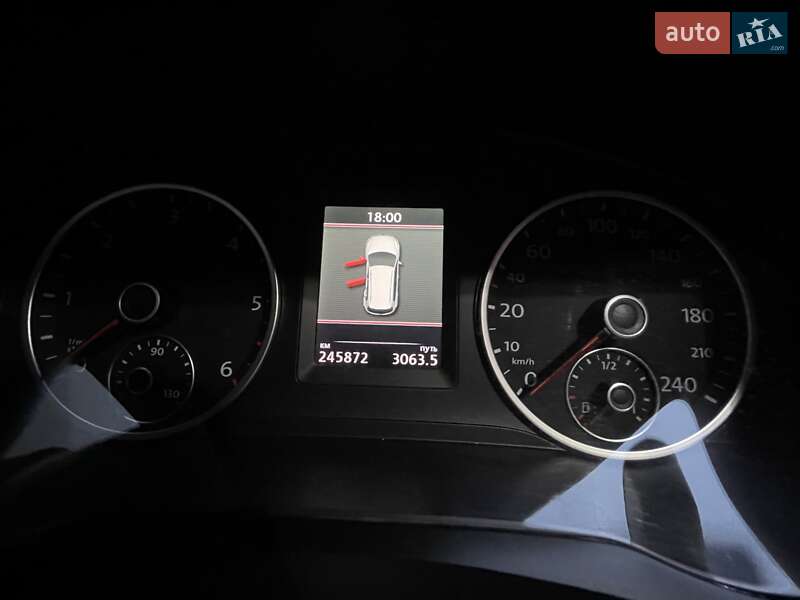 Внедорожник / Кроссовер Volkswagen Tiguan 2013 в Ровно