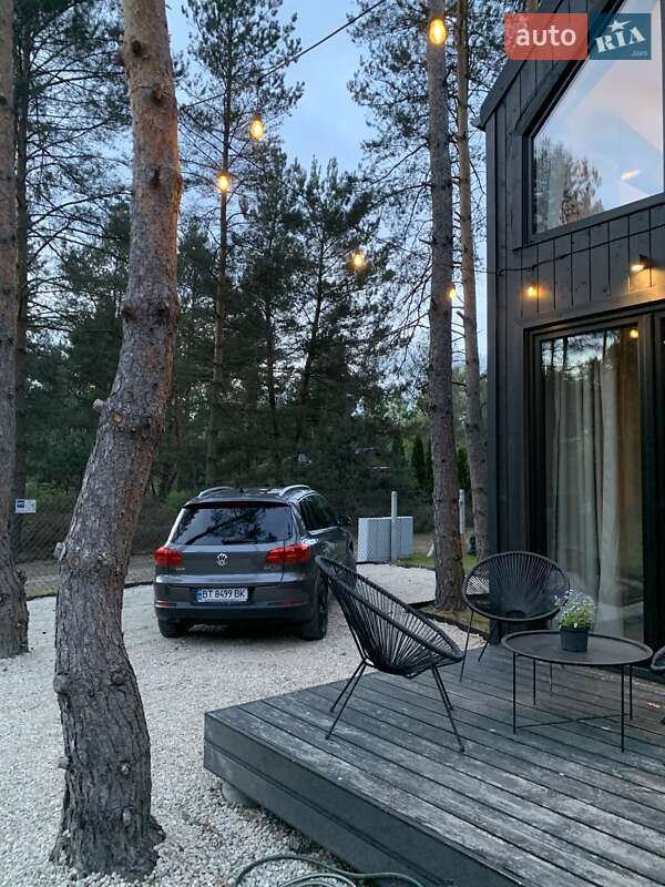 Внедорожник / Кроссовер Volkswagen Tiguan 2013 в Ровно