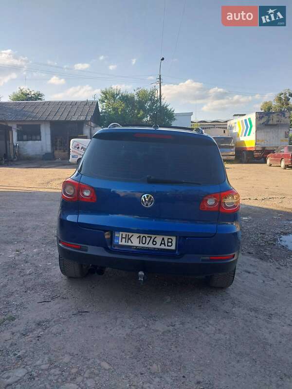 Внедорожник / Кроссовер Volkswagen Tiguan 2008 в Ровно