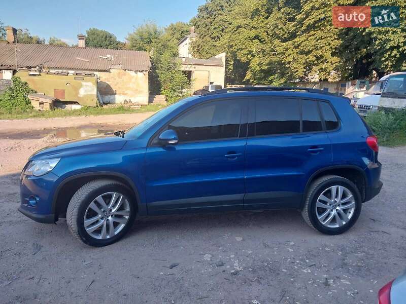 Внедорожник / Кроссовер Volkswagen Tiguan 2008 в Ровно
