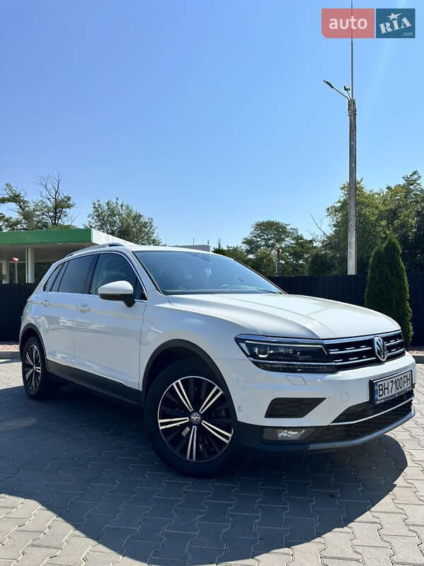 Внедорожник / Кроссовер Volkswagen Tiguan 2020 в Одессе