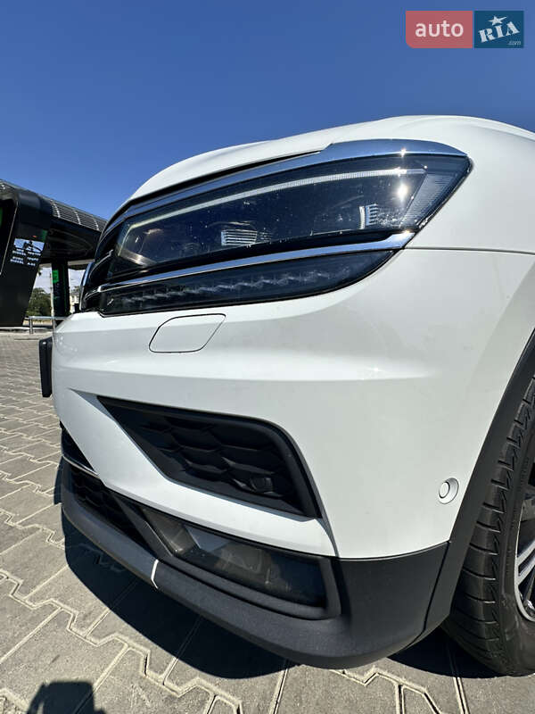 Внедорожник / Кроссовер Volkswagen Tiguan 2020 в Одессе