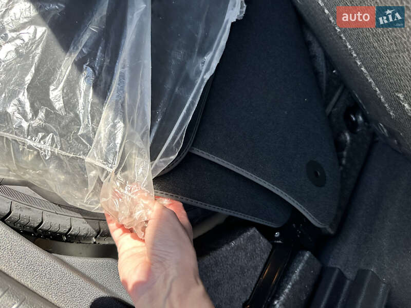 Внедорожник / Кроссовер Volkswagen Tiguan 2020 в Одессе