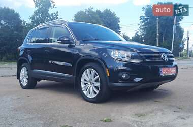 Внедорожник / Кроссовер Volkswagen Tiguan 2014 в Житомире
