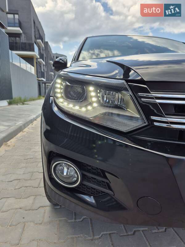 Внедорожник / Кроссовер Volkswagen Tiguan 2017 в Черкассах