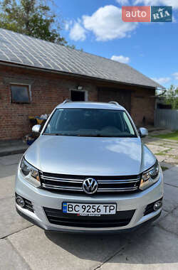 Позашляховик / Кросовер Volkswagen Tiguan 2014 в Львові