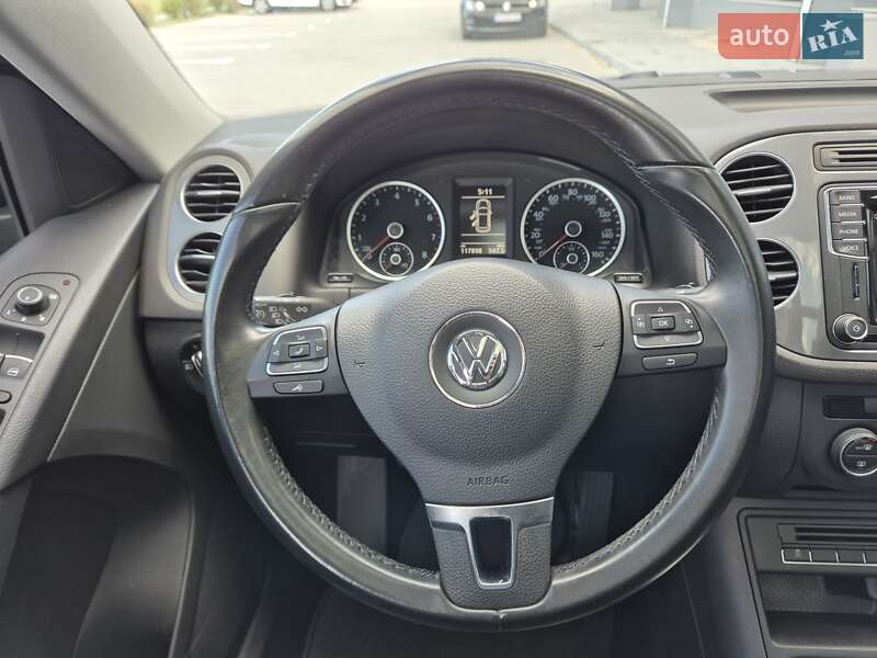 Внедорожник / Кроссовер Volkswagen Tiguan 2017 в Черкассах